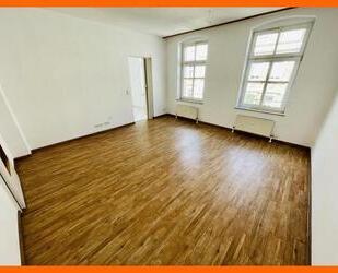 Untermhaus! Schicke 2 Zimmer Wohnung mit Balkon und großem Mietergarten! - Gera