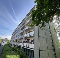 Wohnen mit Mehrwert: 2-Raum-Wohnung mit großzügigem Doppel-Wintergarten in Gera-Bieblach!