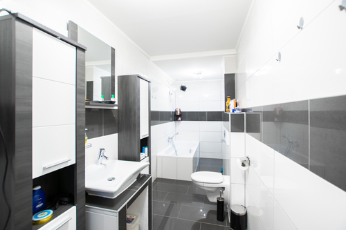 Whg. 4 - Badezimmer - 