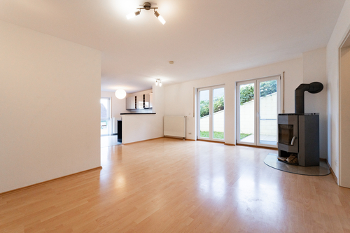 Wohnraum - 2 Zimmer Etagenwohnung in Münster-Sarmsheim