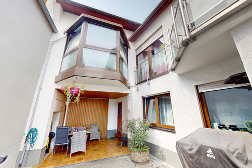 Hinterhaus - 9 Zimmer Zweifamilienhaus zum Kaufen in Bingen am Rhein / Büdesheim