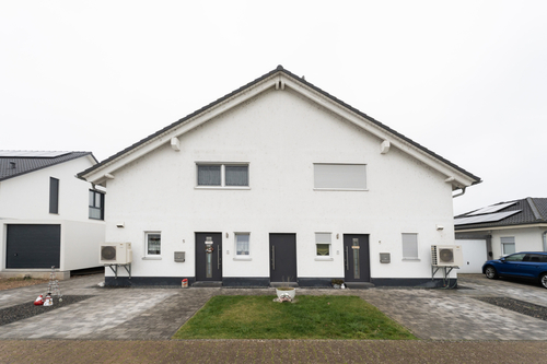 Frontansicht - 4 Zimmer Doppelhaushälfte zum Kaufen in Grolsheim