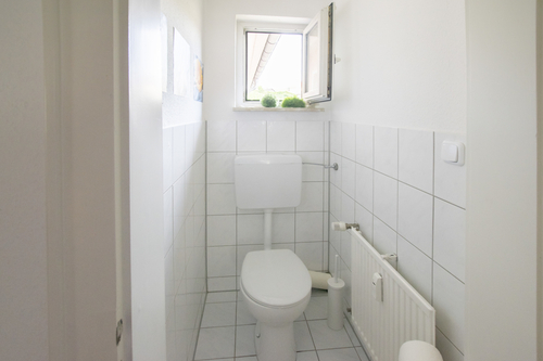 separates WC - 