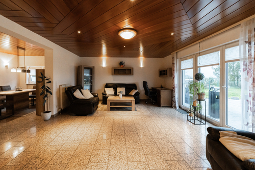 Wohnbereich - 6 Zimmer Doppelhaushälfte in Hochborn
