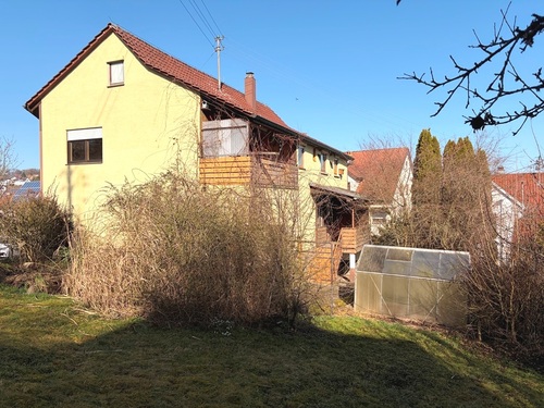 Hausansicht III - Zweifamilienhaus mit 121,00 m&sup2; in Albershausen zum Kaufen