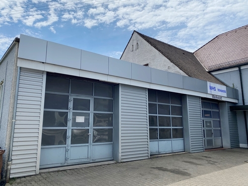 Vorderansicht - Werkstatt in Thannhausen zum Kaufen