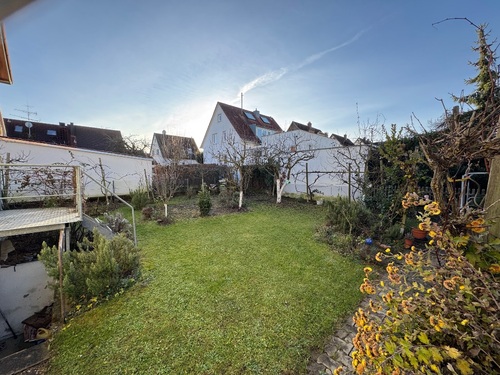 Garten - 6.5 Zimmer Zweifamilienhaus in Sindelfingen / Maichingen