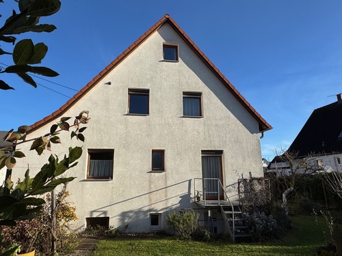Westansicht - 6.5 Zimmer Zweifamilienhaus zum Kaufen in Sindelfingen / Maichingen