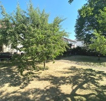 Neu-Ulm: Modernisiertes Mehrfamilienhaus (DHH) mit idyllischem Garten in Donau-Nähe - Neu-Ulm / Offenhausen