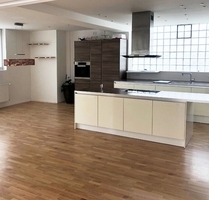 4-Zi.-Loftwohnung in Augsburg-Pfersee, modern saniert, für Paare oder kleine Familien - Augsburg / Pfersee