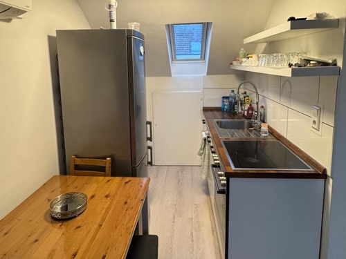 Küche - Dachgeschoßwohnung mit 40,07 m&sup2; in Denkendorf zum Kaufen