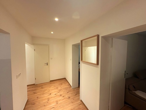 Diele - 3.5 Zimmer Erdgeschoßwohnung in Altbach