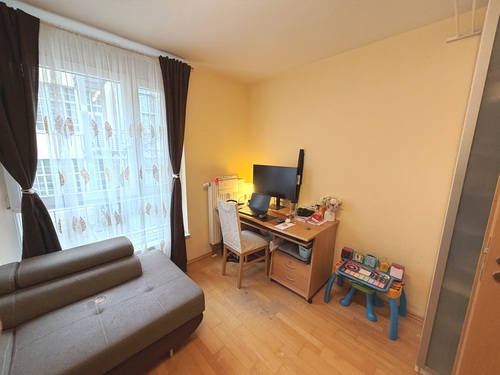 Kind/Arbeitszimmer - 