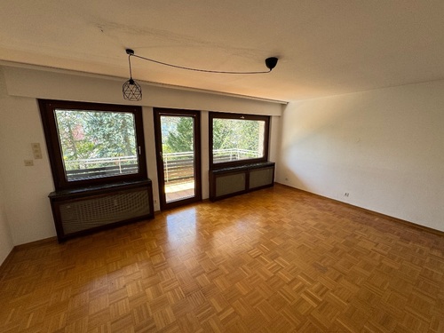 Wohnzimmer - 3 Zimmer 3- Zimmerwohnung in Stuttgart / Fasanenhof