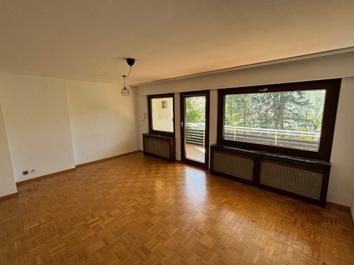 Wohnzimmer I - 3 Zimmer 3- Zimmerwohnung zum Kaufen in Stuttgart / Fasanenhof