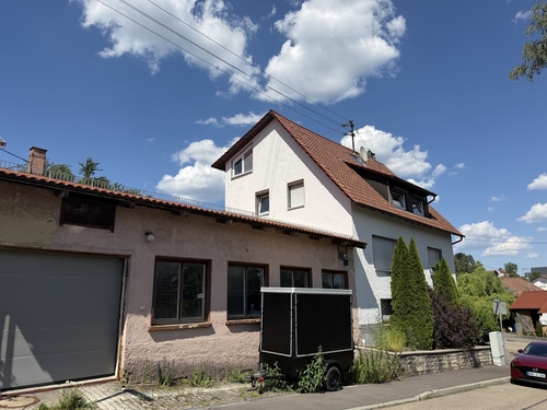 Einfahrt Halle - 