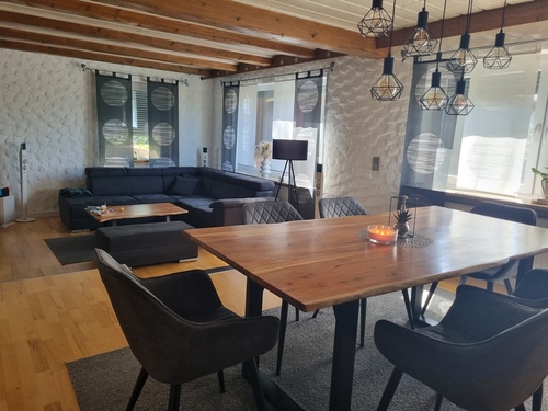 Wohnen-Essen - 10 Zimmer Mehrfamilienhaus, Wohnhaus zum Kaufen in Reutlingen / Mittelstadt