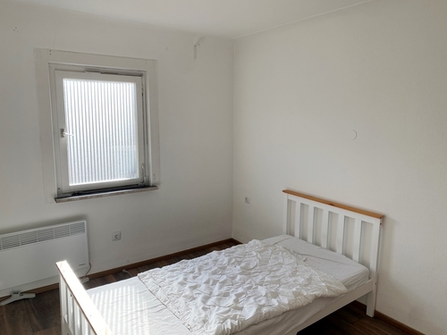 Zimmer 3 - 