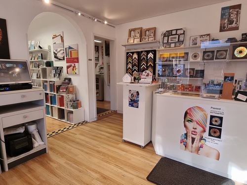 Ladenfläche I - 'Attraktive Gewerbeeinheit mit großer Schaufensterfront in zentraler Lage von Stuttgart-Ost'