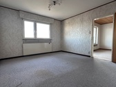 Schlafzimmer - 3- Zimmerwohnung mit 76,35 m&sup2; in Stuttgart / Rot zum Kaufen