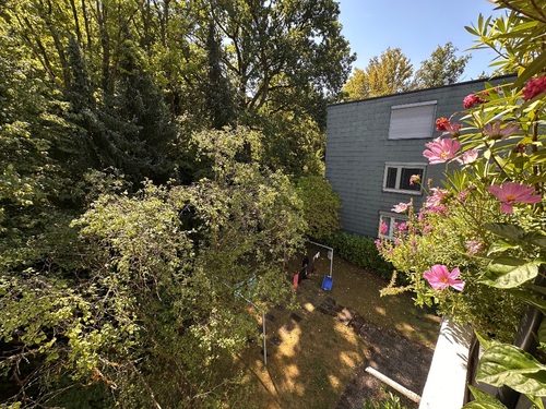 Balkon mit Blick in Grüne - 