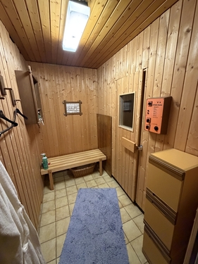 Sauna - Einfamilienhaus mit 208,00 m&sup2; in Herbrechtingen zum Kaufen