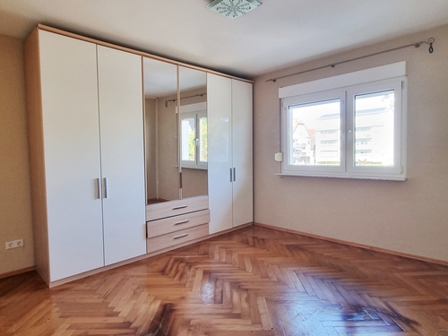OG Schlafen - 7 Zimmer Zweifamilienhaus zum Kaufen in Sinsheim