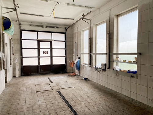 Aufbereitung, linker Werkstattteil, nicht vermietet - Werkstatt in Thannhausen zum Kaufen