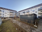 Hof mit Speileplatz - 3.5 Zimmerwohnung mit 77,20 m&sup2; in Esslingen am Neckar / Mettingen zum Kaufen