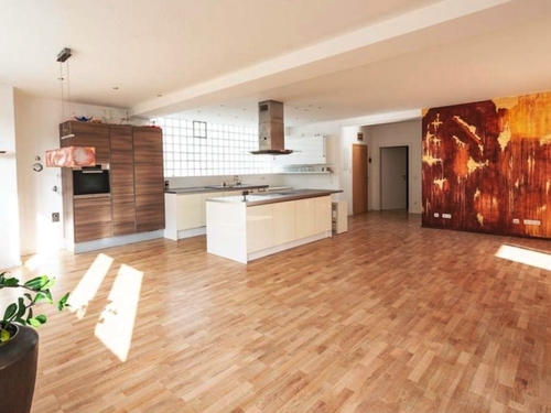 Wohnen-Essen-Kochen - 4 Zimmer Loft - Studio - Atelier zum Kaufen in Augsburg / Pfersee