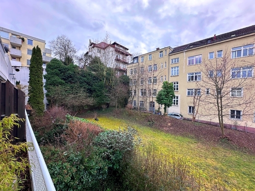 Balkon Blick ins Grüne - Komfortable 2,5-Zi.-OG-ETW - Hasenbergsteige, Toplage von Stuttgart-West mit Blick ins Grüne