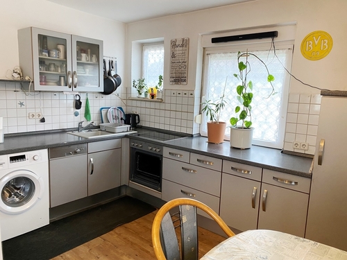 Küche - Kapitalanlage od. Eigennutzung, 3-Zi-OG-ETW incl. Stellplatz u. Küche sofort frei in Weißenhorn