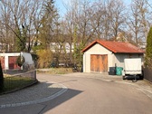 Garten/Garage - 12 Zimmer Mehrfamilienhaus, Wohnhaus zum Kaufen in Uhingen
