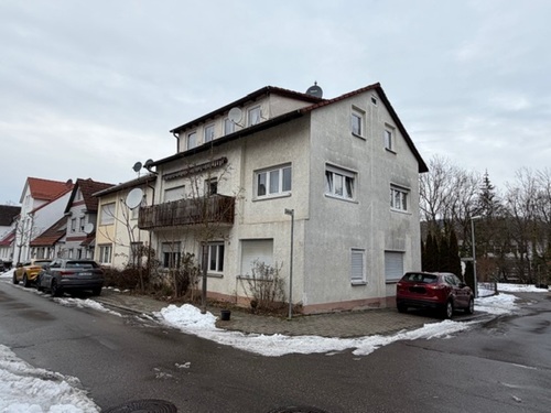 Haus - Vielseitiges 3-Familienhaus in Uhingen mit Entwicklungspotenzial
