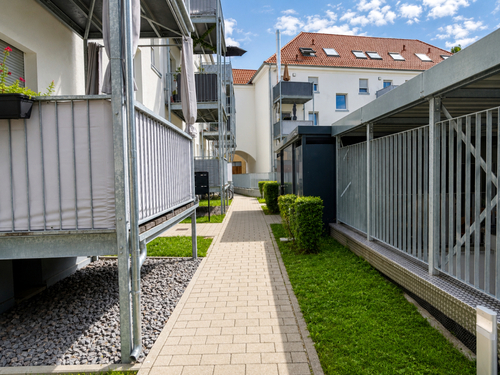 Zugang Eingang - 3 Zimmer 3- Zimmerwohnung zum Kaufen in Esslingen am Neckar / Mettingen