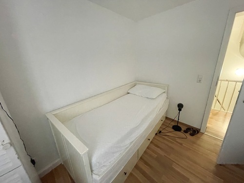 1.Zimmer 1.OG - 