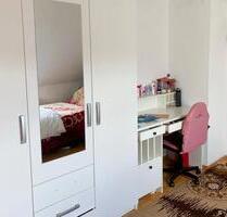 Zuverlässige Mieteinnahmen oder Eigennutzung, große 4-Zi-OG-ETW in Thannhausen