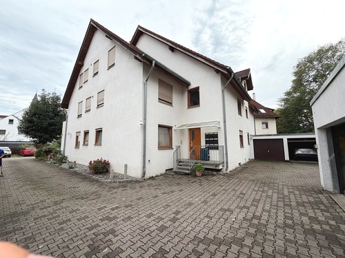 Eingang - 2 Zimmer Dachgeschoßwohnung zum Kaufen in Göppingen / Faurndau
