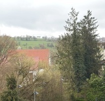 Modern wohnen im Herzen von Uhingen: 4,5 Zimmer (BJ 2017) im 2. OG + Stellplatz