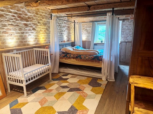 Schlafzimmer EG - 9 Zimmer Mehrfamilienhaus, Wohnhaus zum Kaufen in Grünenbach