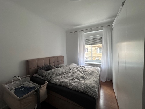 Zimmer I - 3 Zimmer 3- Zimmerwohnung in Stuttgart