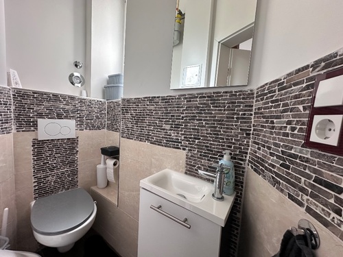 WC - 
