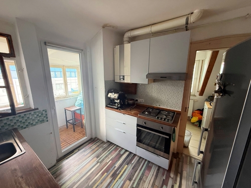 Küche - Dachgeschoßwohnung mit 65,00 m&sup2; in Stuttgart Bad Cannstatt zum Kaufen
