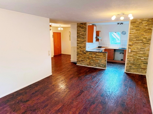 Wohnen-Essen - 3 Zimmer Maisonettenwohnung in Bönnigheim