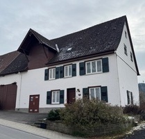 Hier können Sie sich verwirklichen - Bauernhaus mit Scheune und Stall in Aussichtslage von Ebhausen