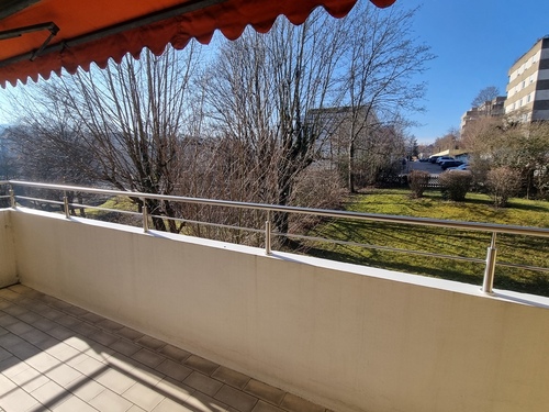 Balkon - 'Gepflegte 1-Zi.-Wohnung mit Aufzug, Balkon u. Stellplatz am grünen Stadtrand von Stuttgart-Botnang'