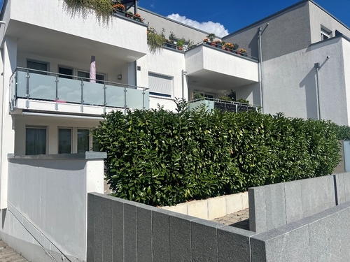 Außenansicht - 'Einziehen & wohlfühlen: 4,5-Zimmer-Wohnung mit eigenem Garten in Wendlingen'