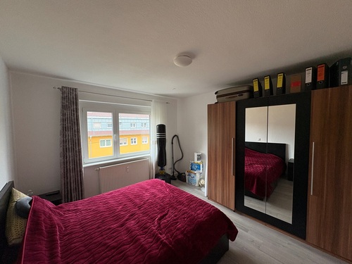Schlafzimmer EG - 3 Zimmer Erdgeschoßwohnung zum Kaufen in Stuttgart / Stuttgart-Ost