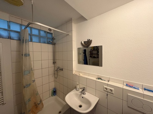 Bad EG - Erdgeschoßwohnung mit 81,94 m² in Stuttgart / Stuttgart-Ost zum Kaufen