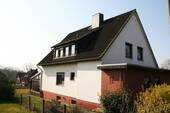 Hausansicht-002 - 6 Zimmer Mehrfamilienhaus, Wohnhaus zum Kaufen in Kirchlinteln-Luttum